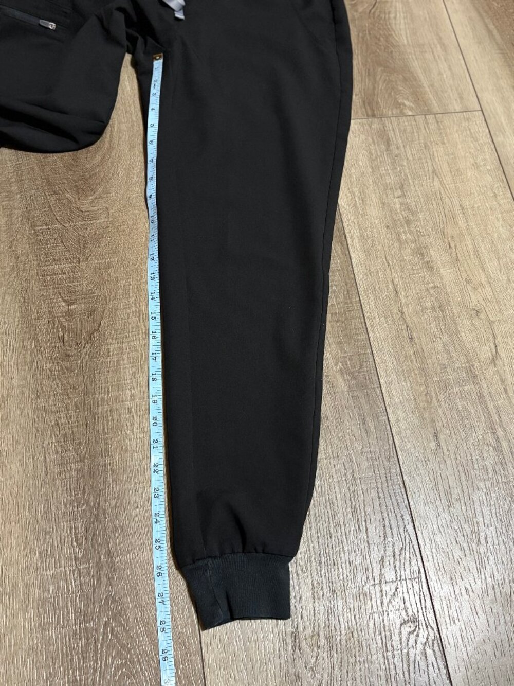 FIGS Zamora Scrub Pants Joggers Size Small Black - Picture 8 of 10